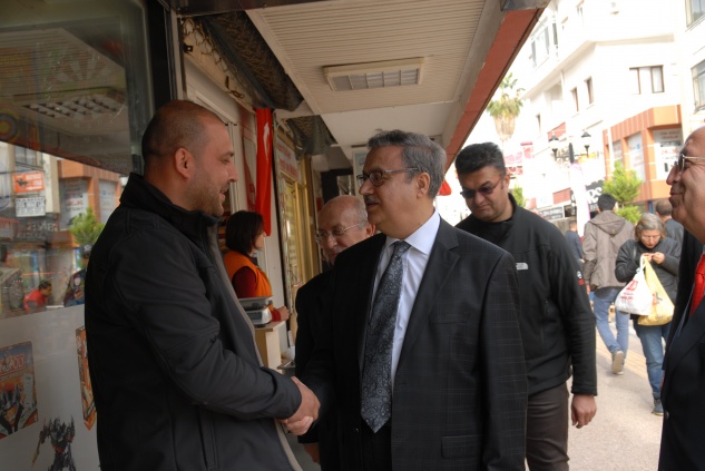 Vali Su, Anamur esnafını ziyaret etti