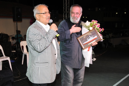 TARSUSLULAR KONSERDE COŞTULAR