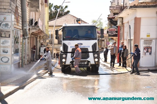 Anamur’un sokaklarında Corona temizliği