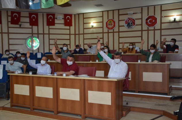 Belediye encümeni ve komisyonlar seçildi