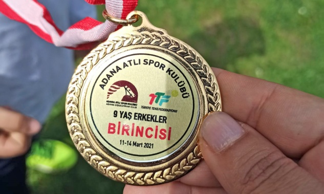 Gümüş Koleji’nin tenis başarısı