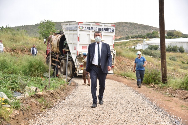 BAŞKAN KILINÇ “ 5 YILIN SONUNDA ASFALTSIZ YOL KALMAYACAK”