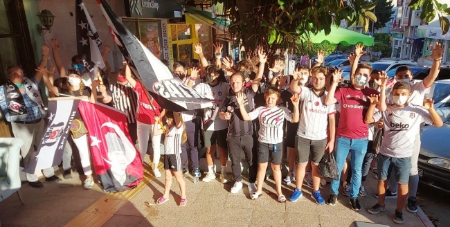 ŞAMPİYON BEŞİKTAŞ OLDU ANAMUR’U BARIŞ COŞTURDU