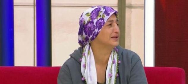Tv programında kızını arayan kadın ölü bulundu