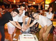 Ünlüselek 35. yılını kutladı