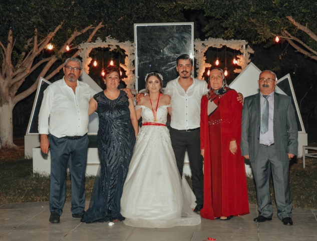 Koyuncu ailesinin mutlu günü