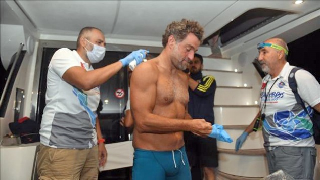 Emre Seven’in KKTC’ye yüzme hedefi yarıda kaldı