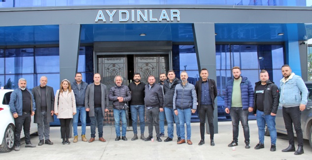Ateş ve ekibi sanayi sitesi esnafını ziyaret etti