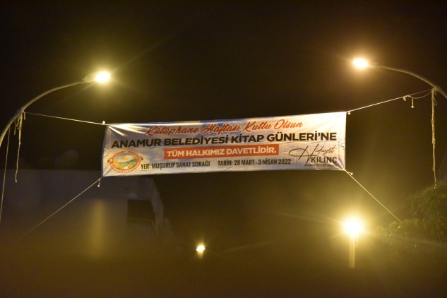 Kılınç: “Bunlarınki pankart belediyeciliği”