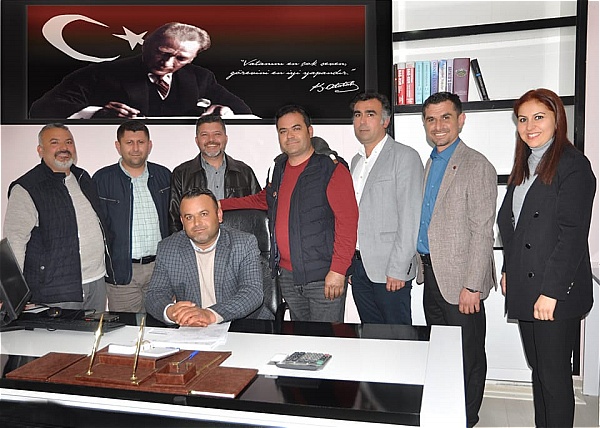 Yeni Başkan Gani Martin Mazbatasını aldı göreve başladı