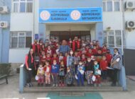 Polis, öğrencileri bilgilendiriyor