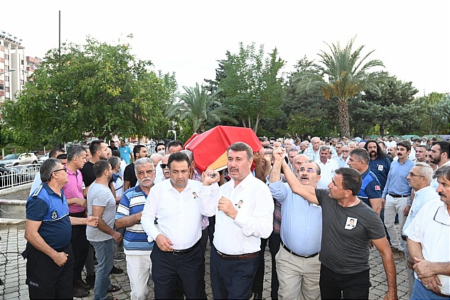 Hüseyin Bozdemir,  son yolculuğuna törenle uğurlandı