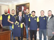  Anamur Genç Fenerbahçeliler ’den Kaymakama ziyaret