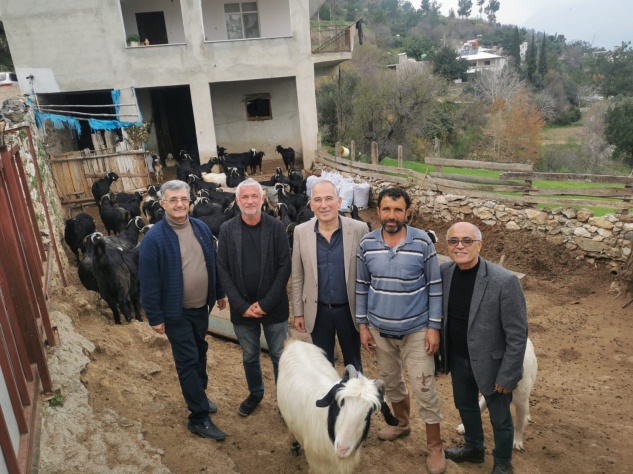 Durmuş Deniz gezilerini sürdürüyor