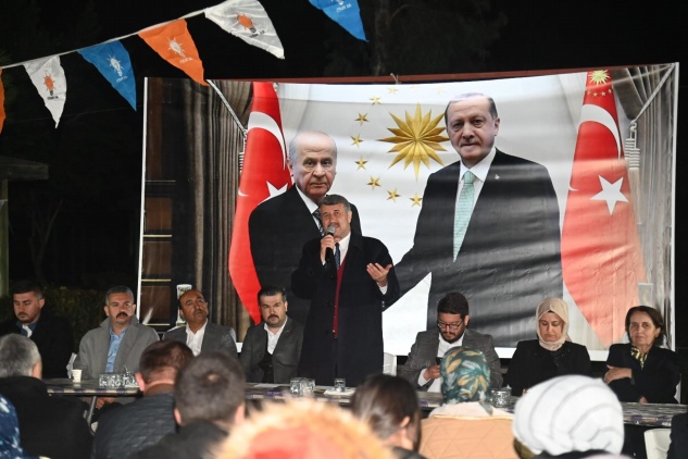 Kılınç, Kalınören’de halka hitap etti