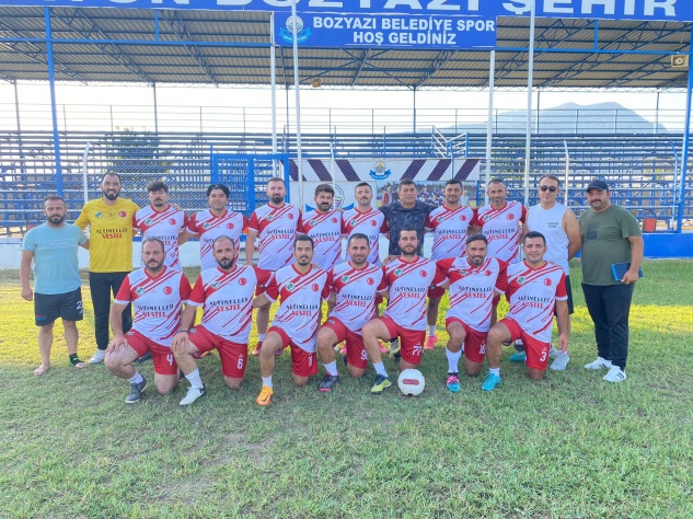 Anamur 82 Masterler Futbol takımı kuruldu