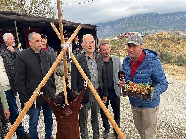Başkan Durmuş DENİZ Anamur’u tanıttı