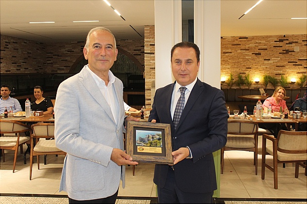 Kaymakam Bilal BOZDEMİR’e Veda Yemeği Düzenlendi