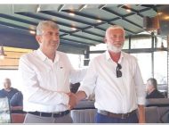 Kürşat Dizdar, Çetin Mutlu lehine adaylıktan çekildiğini açıkladı.