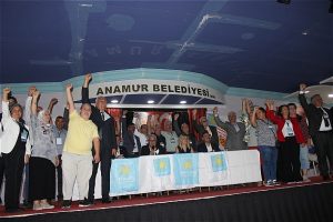 İyi Parti 4. Kongresinde Başkan Alıçlı ile yeniden devam dedi