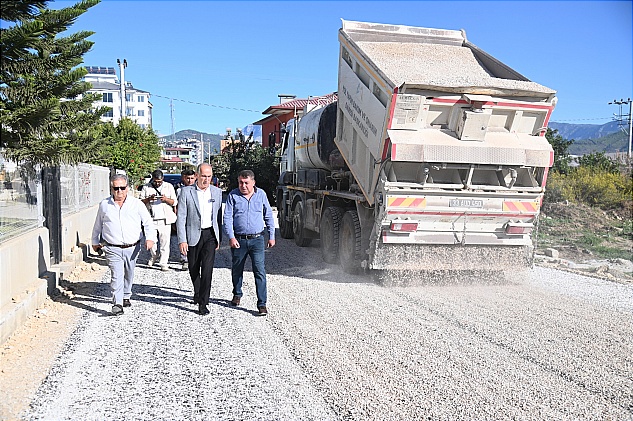 Başkan Deniz; “Uyumla ve Memnuniyetle Anamur’a Hizmet Ediyoruz”