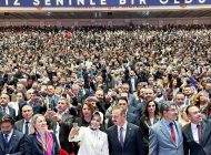 Anahtar Parti, ilk yılını coşkulu bir törenle 30.000’i aşkın kalabalıkla  kutladı