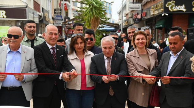 KENT PROTOKOLÜ TURİZM HAFTASI’NDA MUŞURUP SANAT SOKAĞI’NDA BULUŞTU