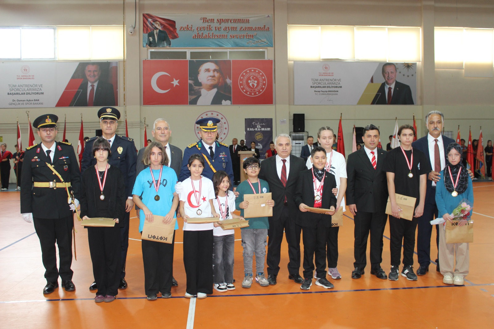 Anamur’da 29 Ekim Cumhuriyet Bayramı Coşkuyla Kutlandı