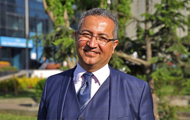 Aday adaylığını yarın açıklıyor