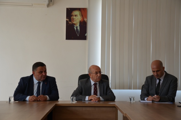 Yüksekokulda sempozyum toplantısı