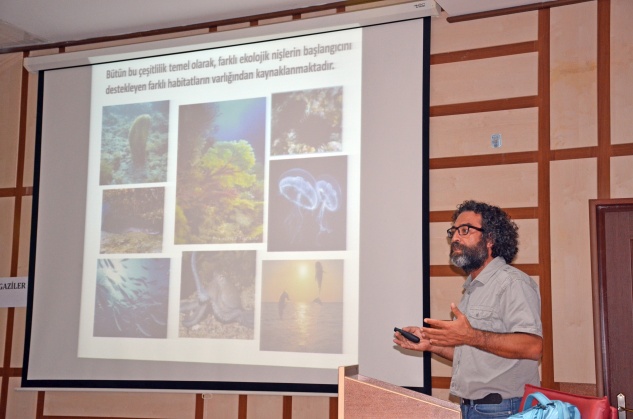 Akdeniz’deki tehlikeli türleri anlattı