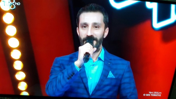 Anamur’lu Hüseyin Çetinkaya O Ses Türkiye’de  5 jüriyi de mest  etti