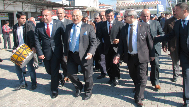 BAŞKAN KOCAMAZ, “ ANAMUR’A YENİ BİR HAL BENİM NAMUS SÖZÜM”