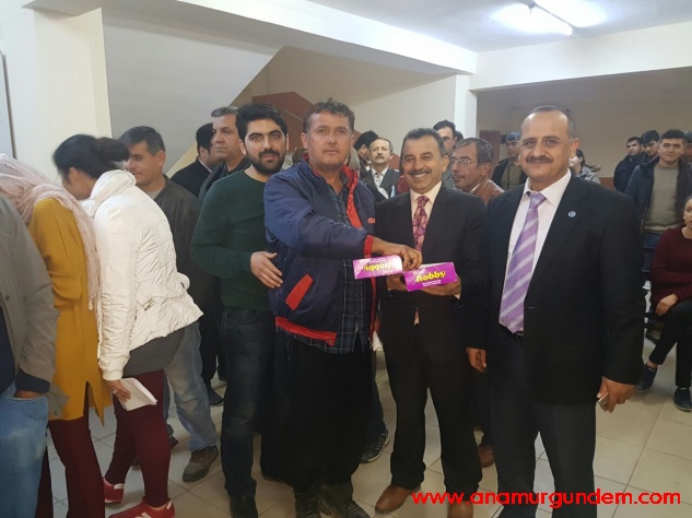 Anamur Vergi Dairesinde Çikolatalı mesai