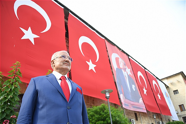 BAŞKAN KOCAMAZ, ATATÜRK’Ü ANMA, GENÇLİK VE SPOR BAYRAMI’NI KUTLADI