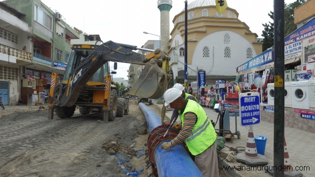 ANAMUR MERKEZ MAHALLERİNİN İÇMESUYU ŞEBEKE HATLARI YENİLENİYOR