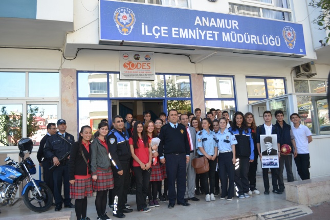 Emniyet Müdürü Üngör’e öğrencilerden ziyaret